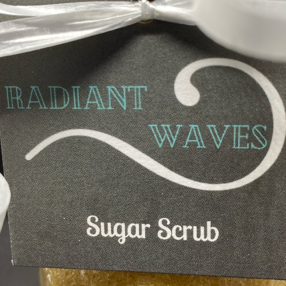 Eucalyptus & Peppermint gentle scrub 8oz - Picture 5 of 7